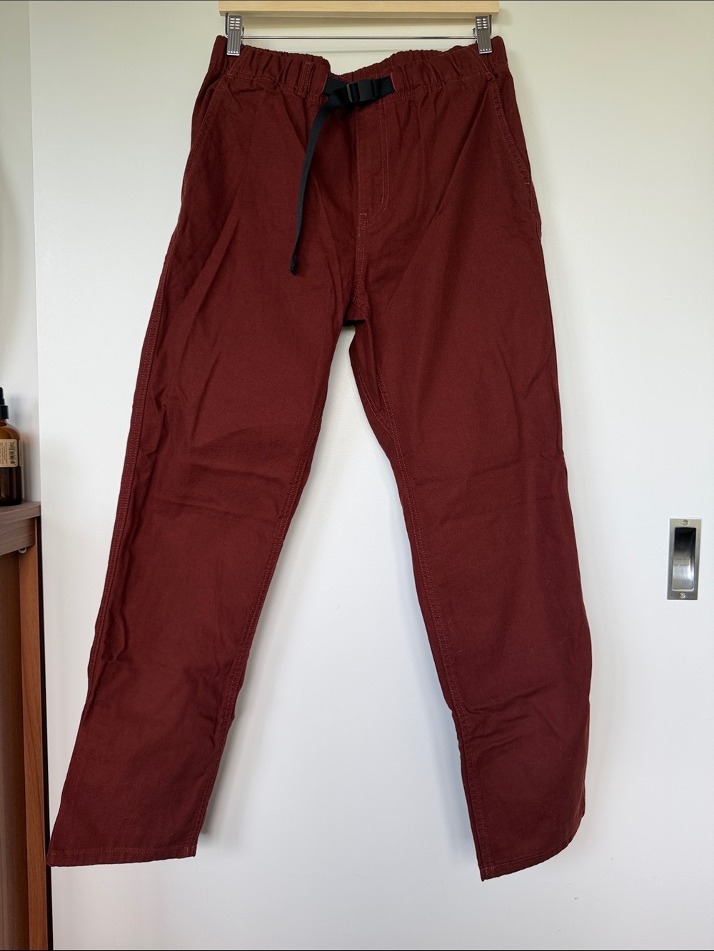 Patagonia Point Reyes Canvas Men's Elastic-Waist Pants in Deep Red
